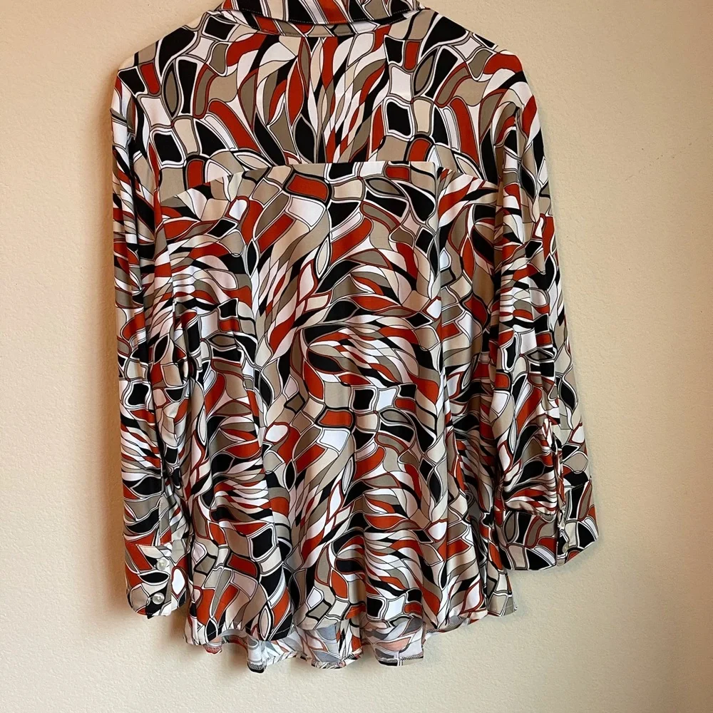 FUN PATTERNED ESSENTIALS TOP SIZE 1X - Picture 4 of 6